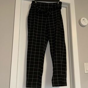 New York and Company Dress Pants (Size M)